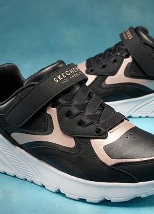 Стильные детские кроссовки skechers los angeles (sn 310380l)
цвет: черный / розовое золото (bkrg), размер 32, длина стельки 20.5 см