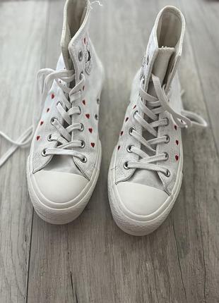 Високі кеди converse платформа