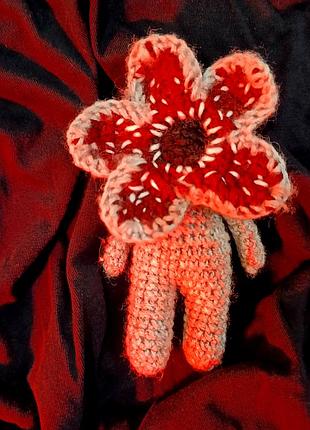 🧶 тематическая вязаная игрушка-брелок по мотивам сериала «удивительные чудеса» ✨
