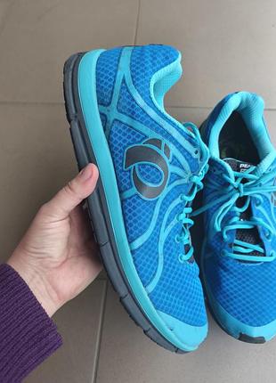 Чоловічі кросівки pearl izumi