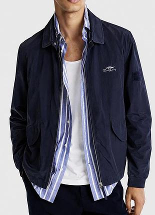 Класична легка укорочена нейлонова куртка thomas burberry l
