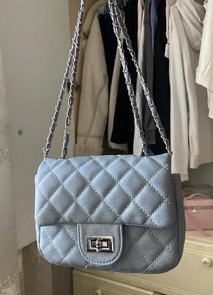 Сумочка в стилі chanel