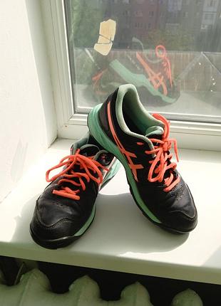 Кроссовки asics