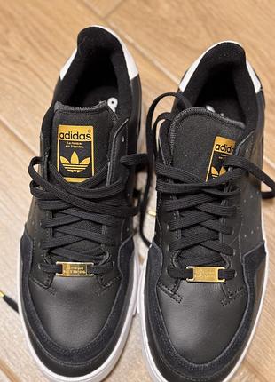Кеды ,кроссовки adidas (оригінал)43розмір