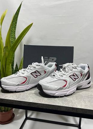 Відчуйте комфорт і стиль із кросівками new balance 530!
