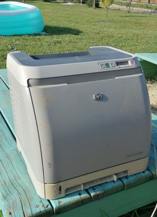 Цветной лазерный принтер hp 2605.
без картриджей .
в отличном состоянии высылаю доставка покупателя
