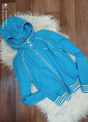 Курточка ветровка.размер 38./46/