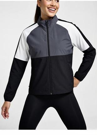 Жіноча вітровка/куртка reebok