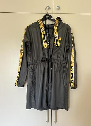 Off-white плащ. новий