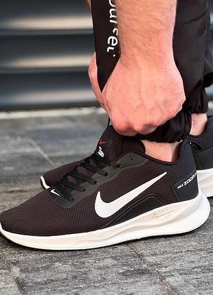 Nike zoom x 8