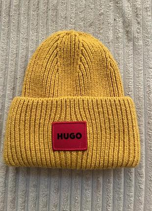 Вʼязана шапка hugo