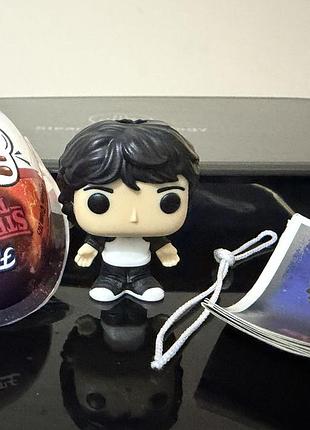 Фігурка kinder joy дивні дива stranger things funko pop вілл майк
