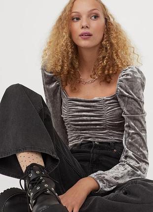 Женский бархатный, укороченный топ h&amp;m с драпировкой, серый металлик, m