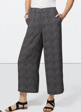 Сірі бріджі з плотного трикотажу, короткі штани з карманами, 3xl/4xl.