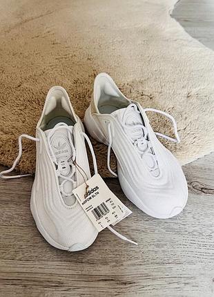 Кросівки adidas