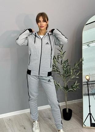 Спортивний костюм жіночий adidas сірий на флісі з капюшоном l