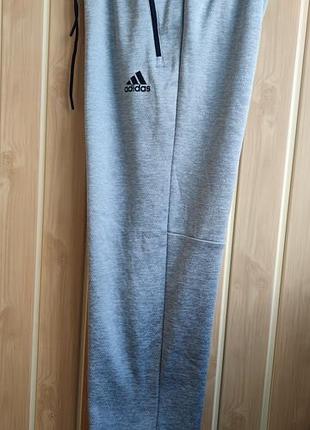 Спортивные прямые брюки adidas team issue open размер l