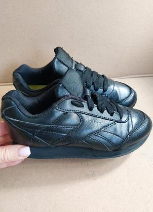 Оригинальные детяжные кроссовки reebok classic. размер 29 стелька 19см