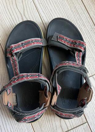 Сандалі teva 5