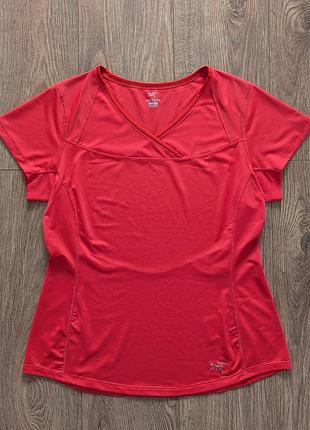 Arcteryx short sleeve t-shirts with a v-neck оригінальна футболка