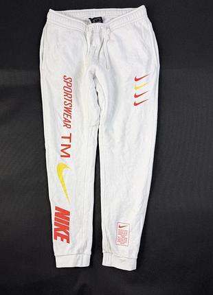 Чоловічі спортивні штани nike 🤍 xs розмір підійде і на підлітка