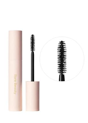 Новая тушь для объема ресниц rare beauty by selena gomez perfect strokes universal volumizing mascara 13.5 ml