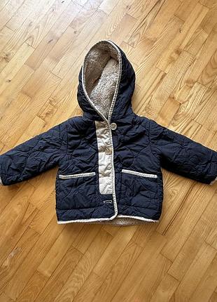 Продам демісезонну курточку zara