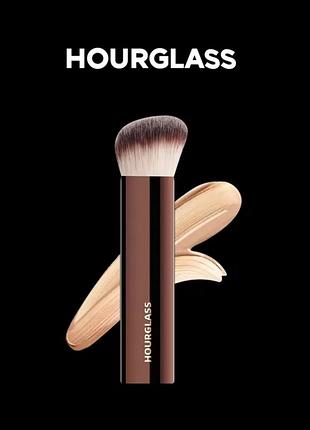 Нові пензлі, кисті, кісточки для макіяжа hourglass