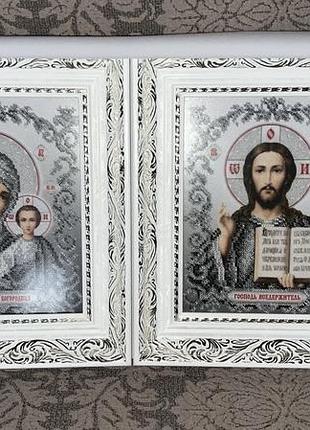 Ікони вишиті чешським бісером