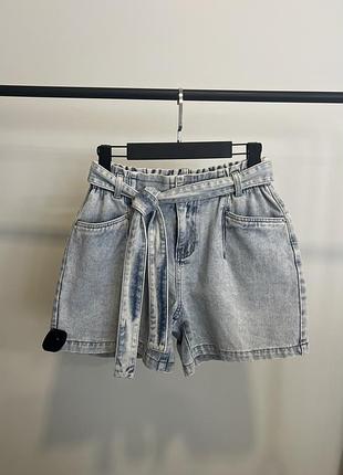 Жіночі джинсові шорти vero moda