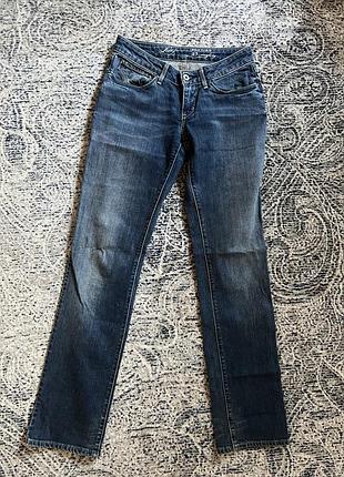 Жіночі джинси бренду levi's із популярної лінійки levi's curve id.