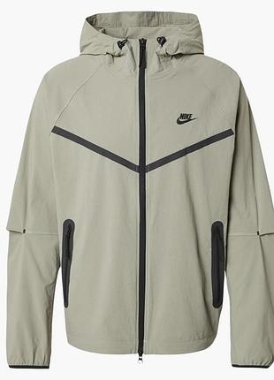 Куртка (вітровка )чоловіча nike tech woven camo hm7151-320