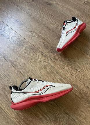 Кросівки saucony 44
