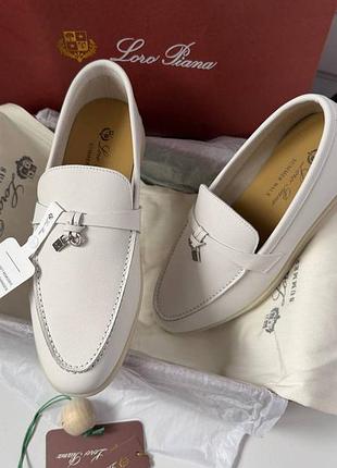 Женские кожаные молочные айвори лоферы лоро пиана loro piana lp