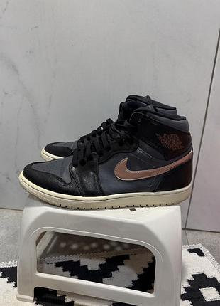 Кросівки чоловічі nike air jordan 1 retro high 44,5розмір