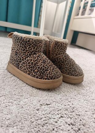 Дитячі чобітки zara, розмір 23 🐆🤎