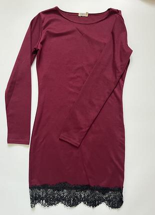 Сукня з мереживом 👗