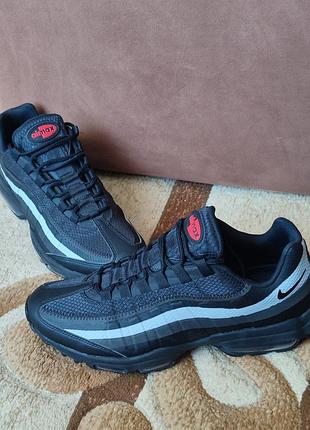 Кроссовки nike air max 95 ultra. 44 размер, черного цвета. оригинал!