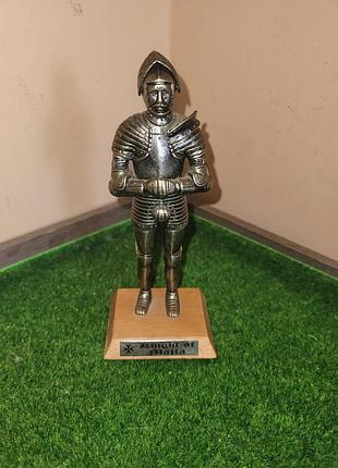 Коллекционная латунная статуэтка рыцарь (knight of malta), 14 см