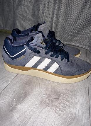 Красовки adidas