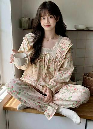 Костюм кофта та штани із рюшами shein