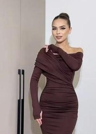 Вечернее длинное платье