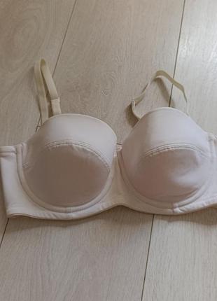 Білий бюстгальтер базовий бюст гладкий ліф hunkemoller 34d 75d 70e