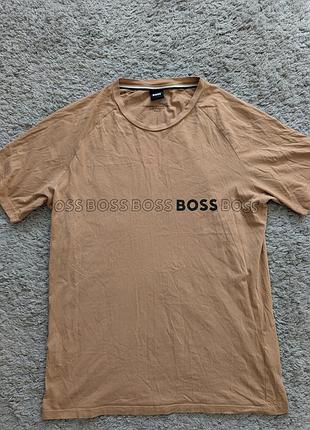 Футболка boss, size xl(slim fit), подойдет на l, состояние идеальное, подмышки 56 длина 72