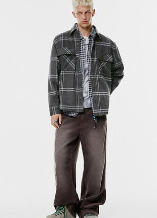 Тепла куртка сорочка pull&bear l
