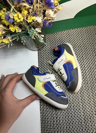 Оригинальные кроссовки clarks