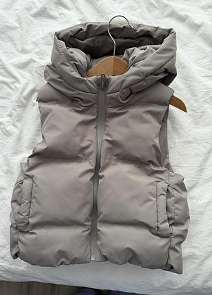 Жилетка zara 86р