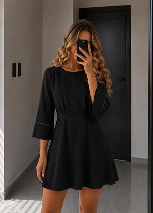 Коротка чорна шифонова сукня базова