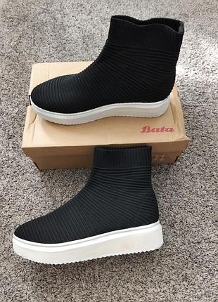 Ботиночки bata итальялия 38/24-24.5