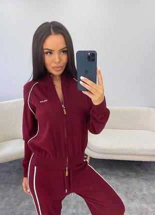 Костюм два кольори miu miu синій та червоний спорт стиль